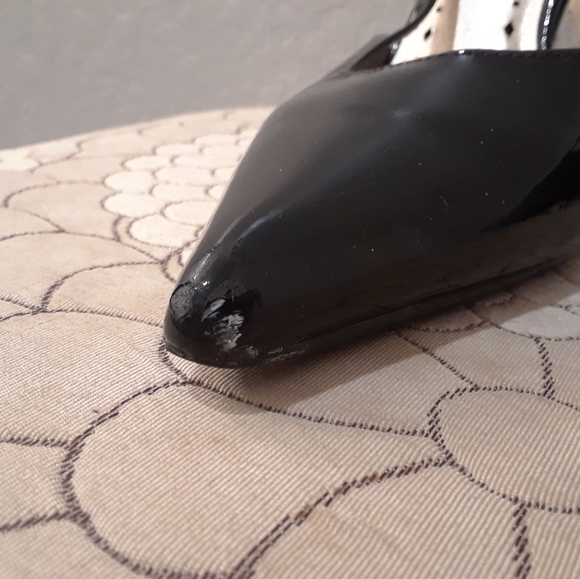 💕HP💕BCBGirls Sling Back Black Heels - Picture 5 of 9